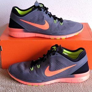 New Nike FREE 5.0 TR FIT5 women's training shoe in dark gray